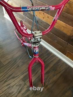 1987 Gt Performer Og Magenta Survivor Old School Freestyle Bmx Very Rare Color