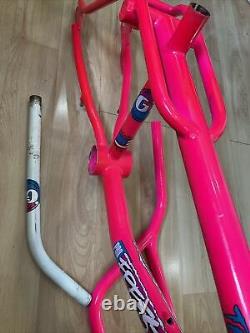 87 88 GT PRO FREESTYLE TOUR TEAM True Dayglo Pink Old School BMX HOLY GRAIL