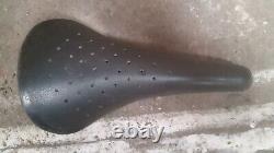 Ariake jaguar aero seat black old school bmx haro gt torker Hutch 1