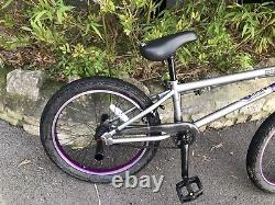 BMX Mongoose Stunt Bike Old School Superbe condition