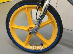 GT/DYNO ZONE 1997 Old School BMX bike. Chrome frame/Yellow Skyways/Blue Decals
