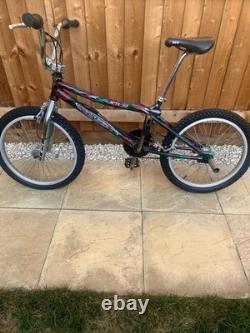 GT Performer Black Rainbow Bmx 1998/99 Rare Old School Retro