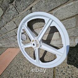 Genuine Old School Bmx Raleigh Burner 20 Raleigh Mag Wheels White Vektar