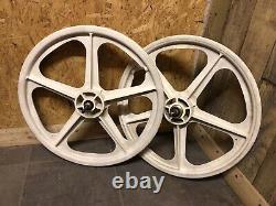 Genuine Old School Bmx Raleigh Burner 20 Survivor Skyway Mag Wheels White