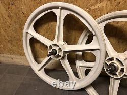 Genuine Old School Bmx Raleigh Burner 20 Survivor Skyway Mag Wheels White