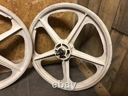 Genuine Old School Bmx Raleigh Burner 20 Survivor Skyway Mag Wheels White