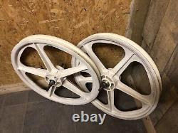 Genuine Old School Bmx Raleigh Burner 20 Survivor Skyway Mag Wheels White