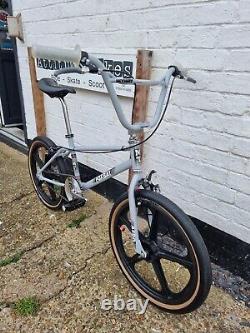 Mt Foxbat Old School Bmx Bike