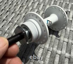 NOS Suzue Sealed Bearing Hubs Old School BMX White OG 80's Genuine