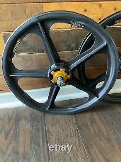 Nos 2016 Skyway Graphite 20 Tuff II Wheels Old School Bmx Hutch Gt Redline Mags