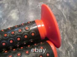 OAKLEY B-1B BMX GRIPS OLD SCHOOL BMX OAKLEY B-1B COPY BMX GRIPS RED ORIGINAL 80s