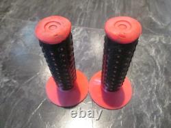 OAKLEY B-1B BMX GRIPS OLD SCHOOL BMX OAKLEY B-1B COPY BMX GRIPS RED ORIGINAL 80s