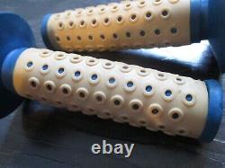 OAKLEY B-1B BMX GRIPS OLD SCHOOL BMX OAKLEY COPY BMX GRIPS BLUE ORIGINAL 80s