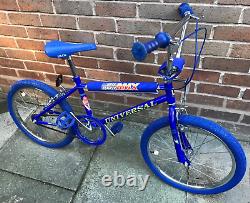 OLD SCHOOL BMX 1980s ORIGINAL CLASSIC UNIVERSAL SUPER TRACKER BMX BIKE