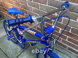 OLD SCHOOL BMX 1980s ORIGINAL CLASSIC UNIVERSAL SUPER TRACKER BMX BIKE