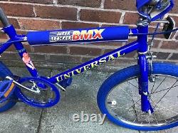 OLD SCHOOL BMX 1980s ORIGINAL CLASSIC UNIVERSAL SUPER TRACKER BMX BIKE