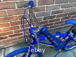 OLD SCHOOL BMX 1980s ORIGINAL CLASSIC UNIVERSAL SUPER TRACKER BMX BIKE