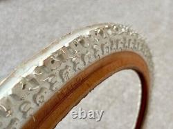 OLD SCHOOL BMX GT FREESTYLE TYRE, 20 x 1.75 WHITE, NOS 80s ITEM