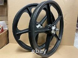 OLD SCHOOL VINTAGE BMX ORIGINAL ALLOY HUBBED SKYWAY TUFF WHEELS 2's BLACK