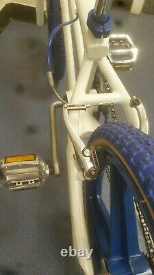 Old / Mid School GT BMX. Skyway tuff wheels