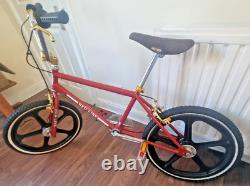 Old School BMX. 80s bmx, 1978/79 Redline Proline in stunning red, superb condtion