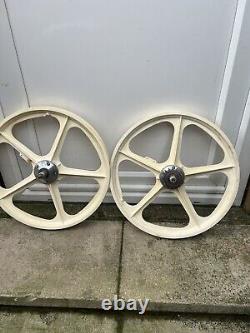 Old School BMX Acorn Mag Wheels