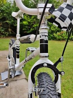 Old School BMX Bike USA Retro Vintage White Bicycle Classic Burner Era V-Bars