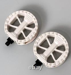 Old School BMX KKT Pedals WHITE 1/2 Freestyle Lollipop 80s
