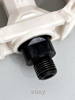 Old School BMX KKT Pedals WHITE 1/2 Freestyle Lollipop 80s
