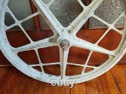 Old School Mongoose Motomag Bmx Front 20 Mag Wheel Vintage