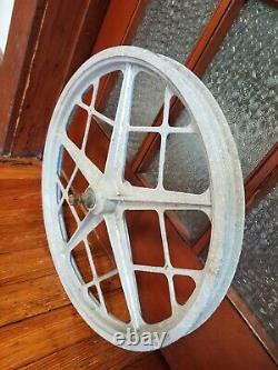 Old School Mongoose Motomag Bmx Front 20 Mag Wheel Vintage