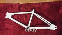 Old School bmx Vintage 1978 CYC Stormer Frame in White mild steel very rare