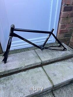 Old school Firebird mk1 frame & forks plus headset. Powder coated black