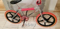 Old school bmx Thunder pro chrome stunning 80s chrome bmx vintage rare bmx mags