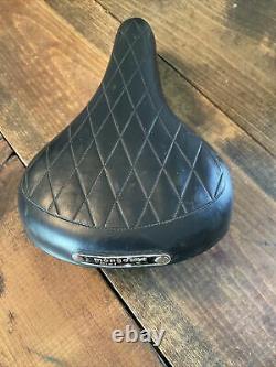 Rare Old School Mongoose Motomag Badged Seat 70-80s Bmx Decoster Supergoose