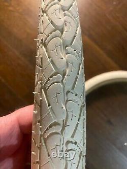 Rare Vintage 1987 Odyssey Barefeet Tires White 20x1.75 Old School BMX GT Haro