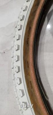 Tioga Mitsuboshi Comp III Tyres In White 20x1.75 Old School BMX