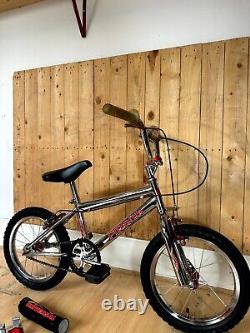 Universal' Piranha 1990 Old school BMX Bike with all Original Components
