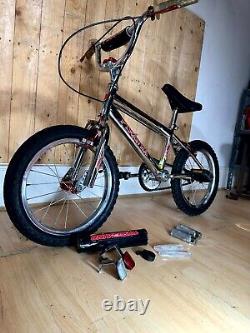 Universal' Piranha 1990 Old school BMX Bike with all Original Components