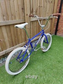 Universal Super tracker Resto mod, Old school BMX Bike