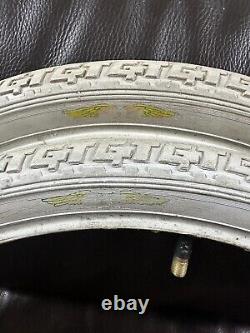 WHITE 80s GT TYRES 20 x 1.75 Old School BMX