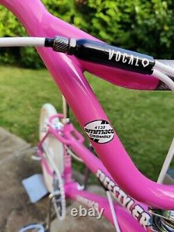 1997 AMMACO FREESTYLER Vélo BMX PRO Rose Old School avec Roues Blanches Rétro