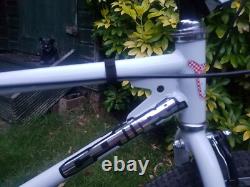 BMX rétro old school. Nouvelles roues