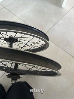 Hubs SUMO, jantes SR et moyeu libre Suntour. BMX. Old school