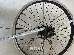 Hubs SUMO, jantes SR et moyeu libre Suntour. BMX. Old school