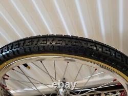 Magnifiques roues Araya 7x avec moyeux à lacets GT Race pour BMX old school