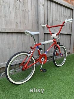Raleigh Styler BMX 20 pouces Survivor Old School Burner. Rouge et blanc