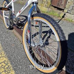Robinson 1996 SST Custom Old Mid School BMX Vélo Blanc