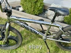 Rooster Big Daddy BMX + Roues Old School Chromées Mags Vélo Freestyle Classique Rooster Big Daddy BMX + Roues Old School Chromées Mags Vélo Freestyle Classique
