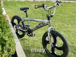 Rooster Big Daddy BMX + Roues Old School Chromées Mags Vélo Freestyle Classique Rooster Big Daddy BMX + Roues Old School Chromées Mags Vélo Freestyle Classique